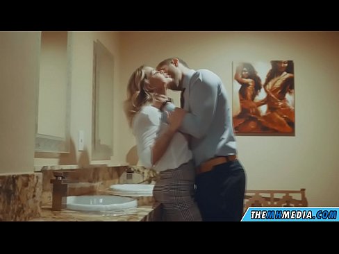 ❤️ Döşlü sarışın sizi ictimai tualetdə aldatdıqda ❤❌ Super porno az.porno-negrov.ru ☑